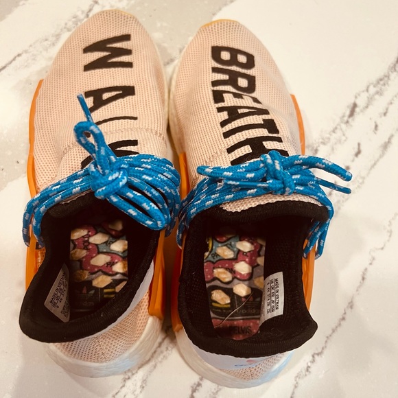 Adidas Pharrell “walk breathe” sneakers - Picture 4 of 7